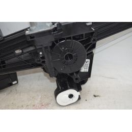 Motorino Alzavetro Posteriore DX Peugeot 208 Dal 2023 in poi Cod 9829045580-00  1750064618831