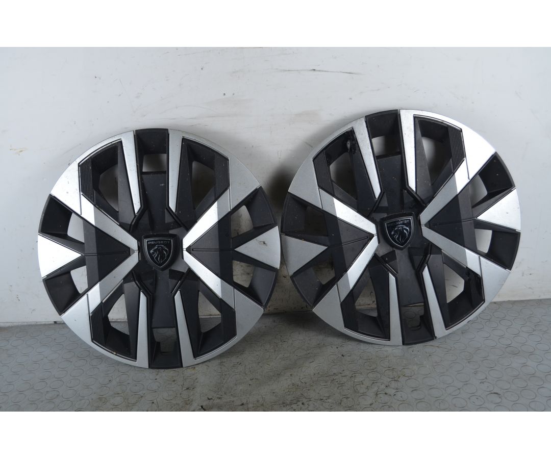 Coppia di borchie Peugeot 208 Dal 2023 in poi Cod 9851849880  1750086093289