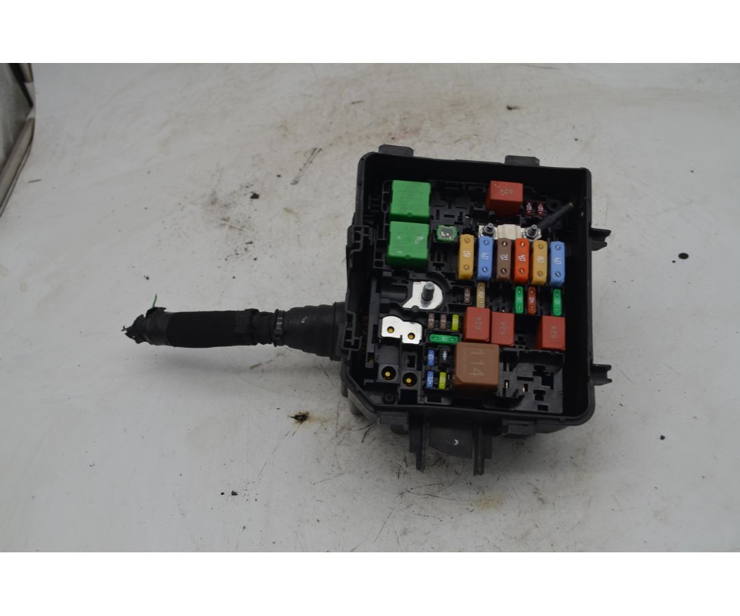 Scatola dei fusibili Peugeot 208 Dal 2023 in poi Cod 82142173671  1750230613554