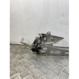 Pedana Poggiapiedi Destro Con Freno Suzuki GSR 600 dal 2006 al 2011  1750686860397