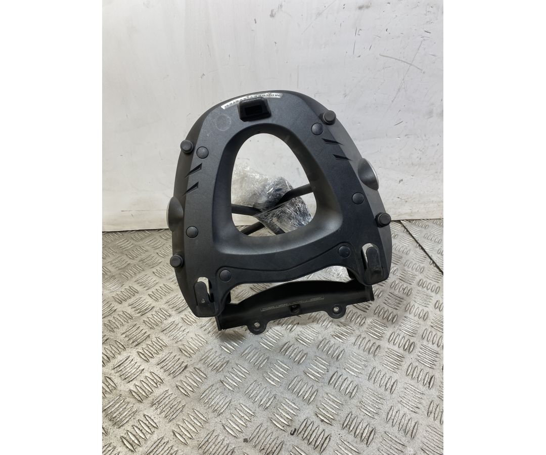 Maniglione Portapacchi Suzuki GSR 600 dal 2006 al 2011  1750687659396