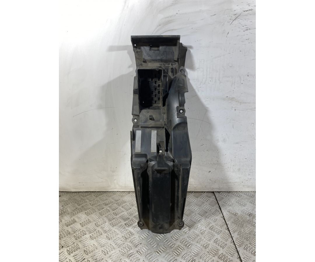 Carena Vano Sottosella Suzuki GSR 600 dal 2006 al 2011  1750762469193