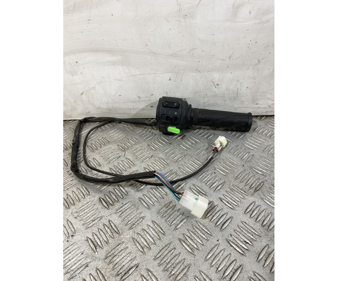 Commutatore Devio Luci Destro DX Con Manopola Niu NQI GTS Dal 2020 al 2024  1750948825362