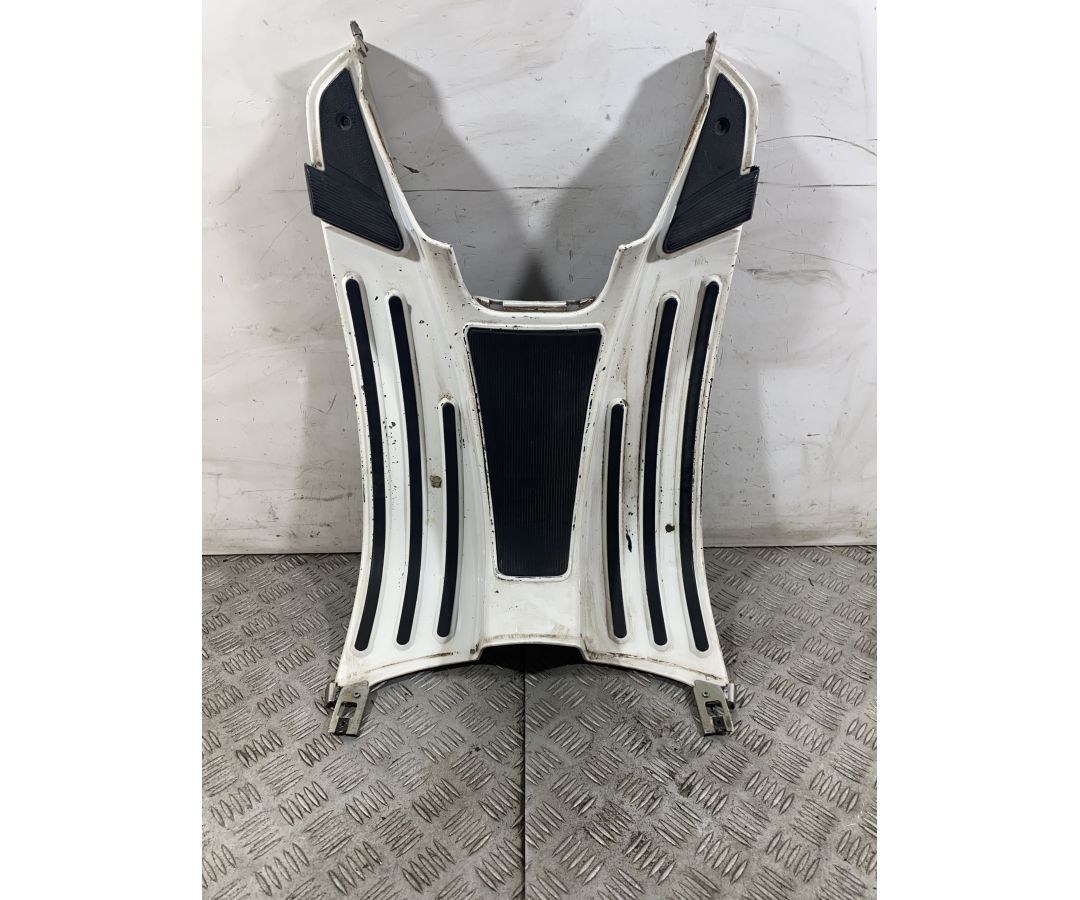 Carena Pedana Poggiapiedi Piaggio Vespa S 50 dal 2007 al 2012  1751270311363