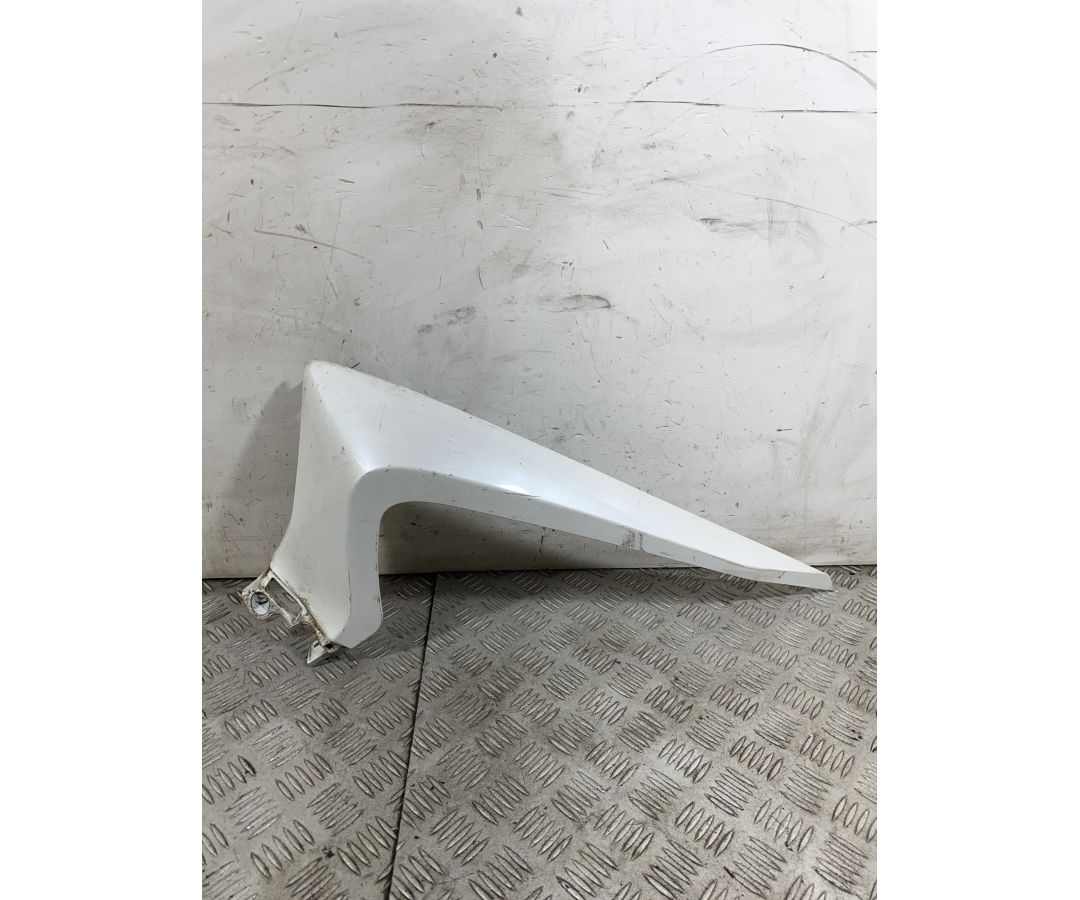 Carena Centrale Inferiore Sottopedana Destro DX Yamaha Xmax X-max 250 dal 2005 al 2009  1751382732032