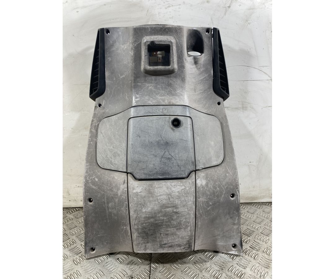 Carena Retroscudo Derbi Rambla 150 Dal 2008 al 2014  1751443496620