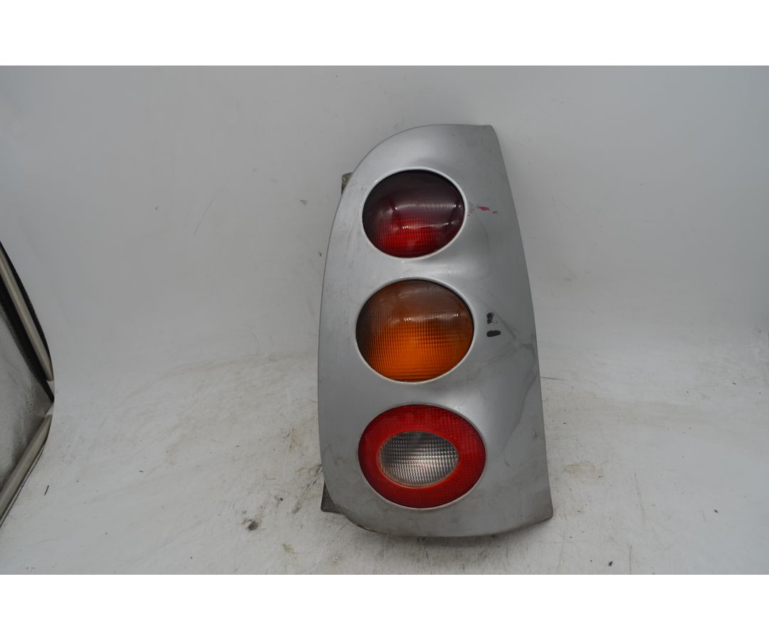 Fanale Stop Posteriore DX Smart ForTwo W450 Dal 1998 al 2007 Cod Q0001960V003CA8A00  1751458021053