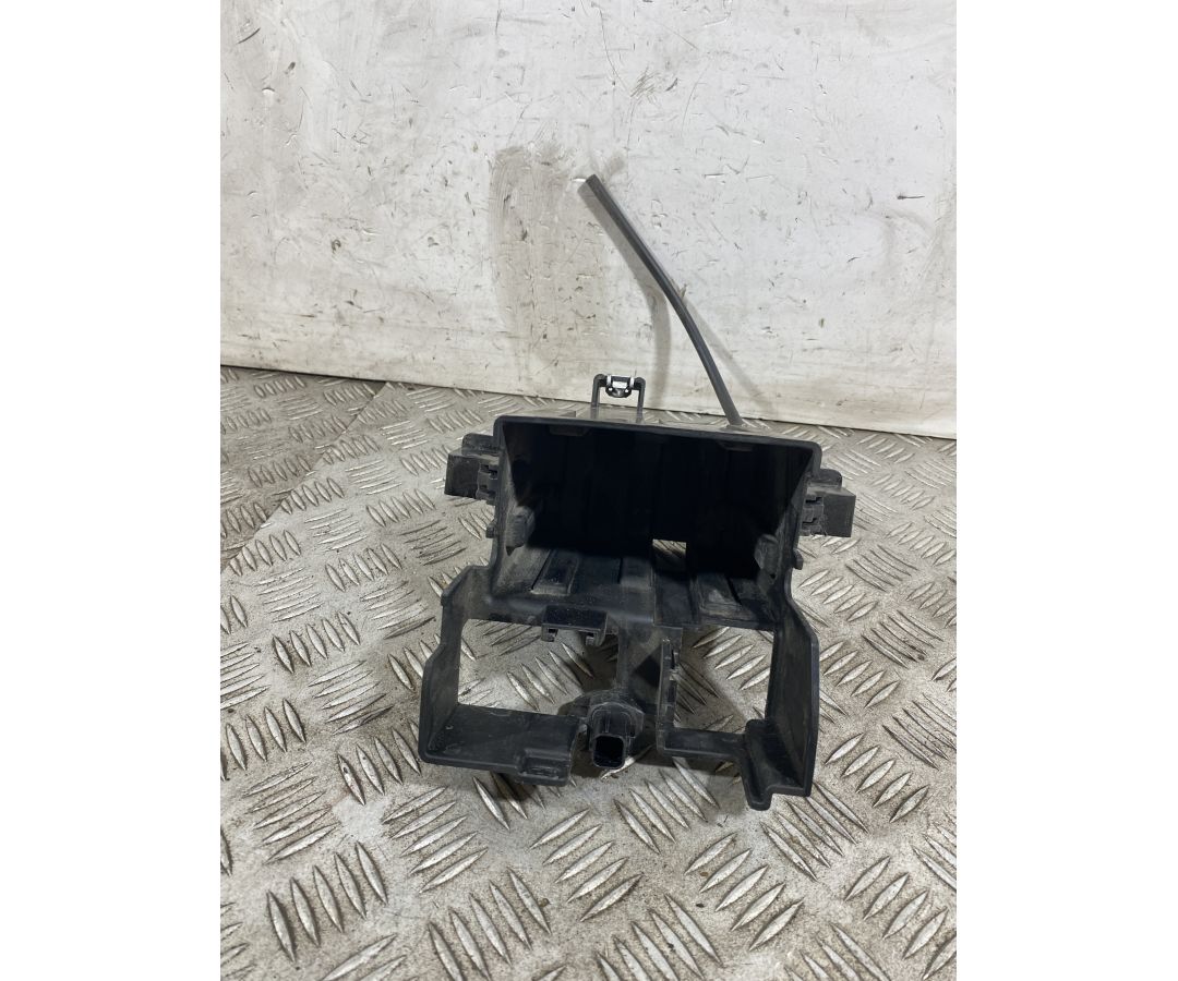 Carena Vano Batteria Aprilia SR GT 125 Dal 2022 al 2025  1751622884033