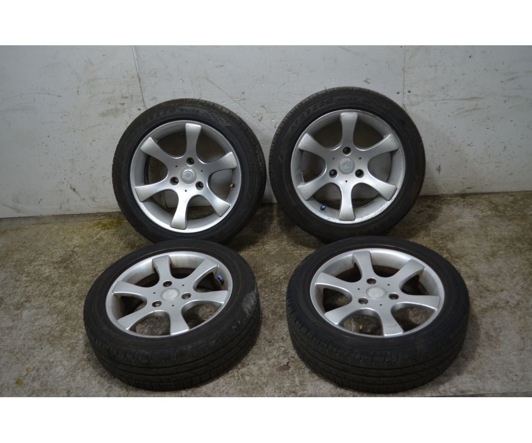 Treno Completo Gomme e Cerchi Smart ForTwo W450 Dal 1998 al 2007 Misura 195/50 R15 82 V 3 Fori Misura 175/55 R15 77T 3 Fori  ...