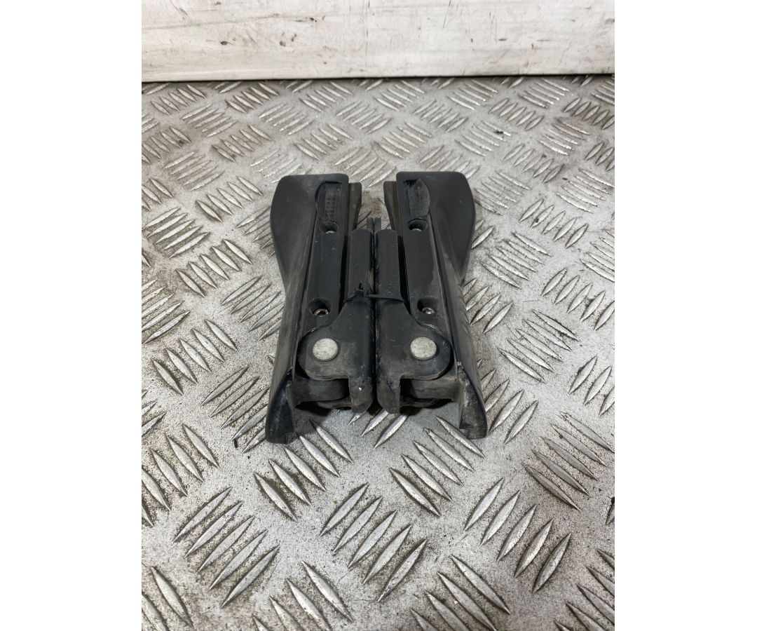 Coppia Pedane Pedalini poggiapiedi Passeggero Piaggio MP3 300 HPE Sport Dal 2019 Al 2025  1752242530850