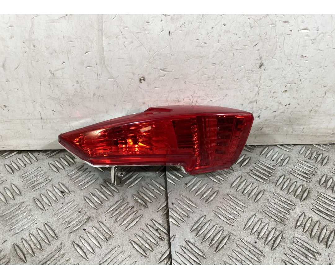 Fanale Stop Posteriore Sinistro Sx Piaggio MP3 300 HPE Sport Dal 2019 Al 2025  1752480351033