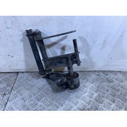 Staffa Supporto motore Piaggio MP3 300 HPE Sport Dal 2019 Al 2025  1752822361324