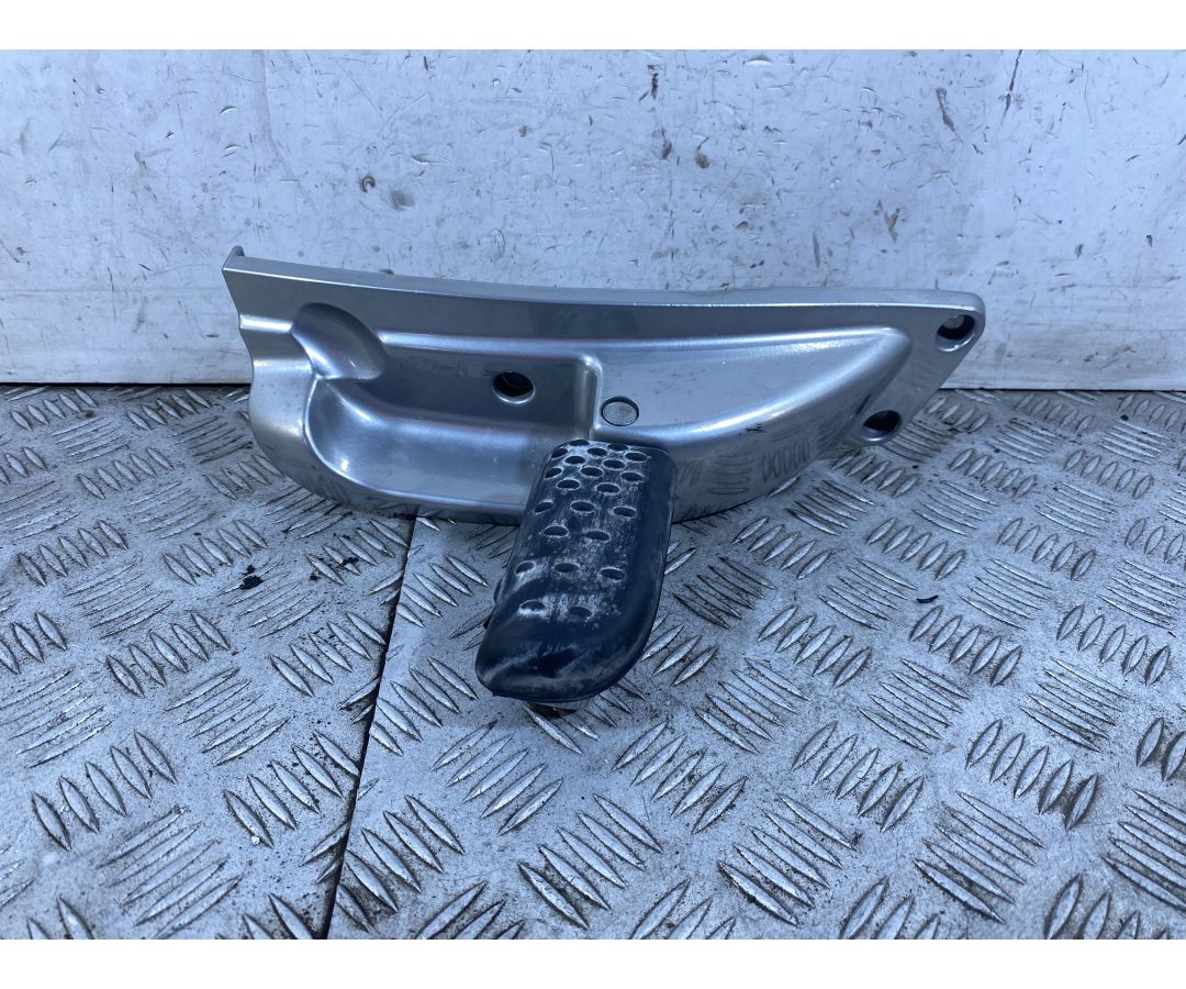 Pedana Poggiapiedi Passeggero Destra Dx Aprilia Scarabeo 250 dal 2006 al 2012  1752833587232