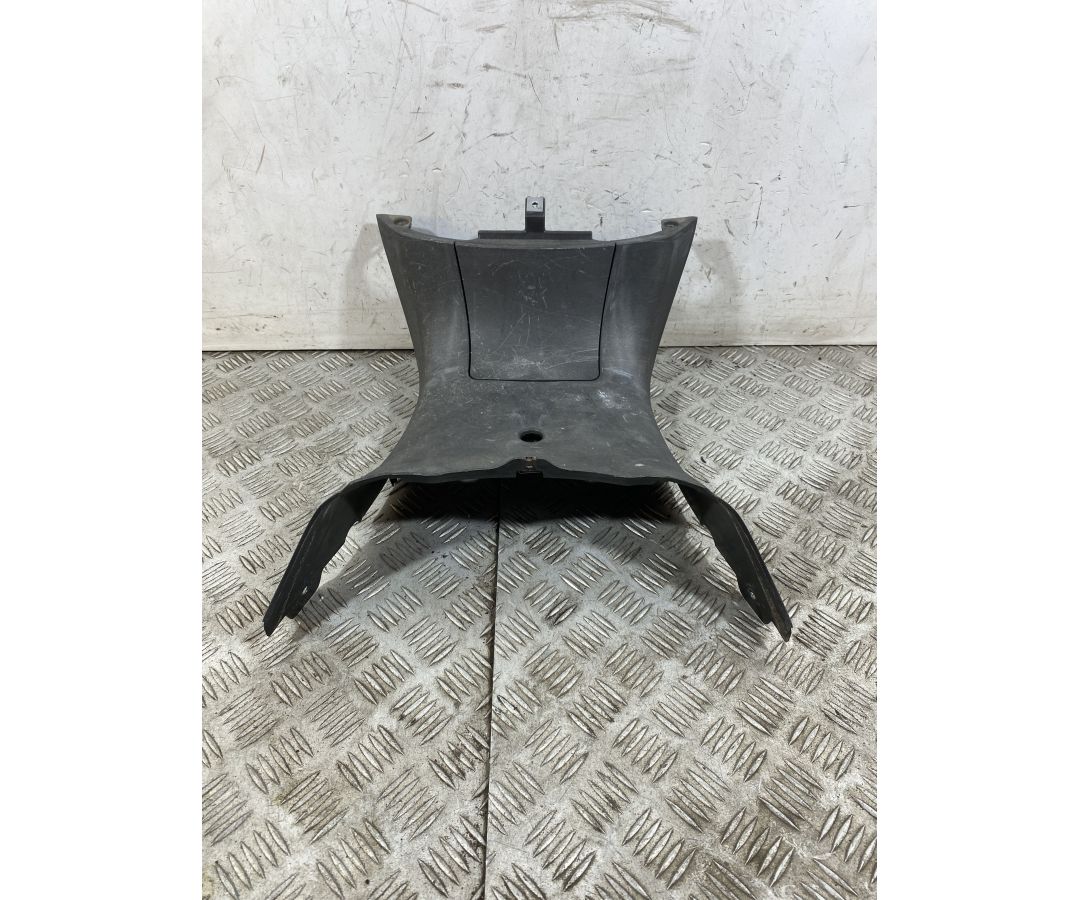 Carena Tappo Ispezione Aprilia Scarabeo 250 dal 2006 al 2012  1752836070717