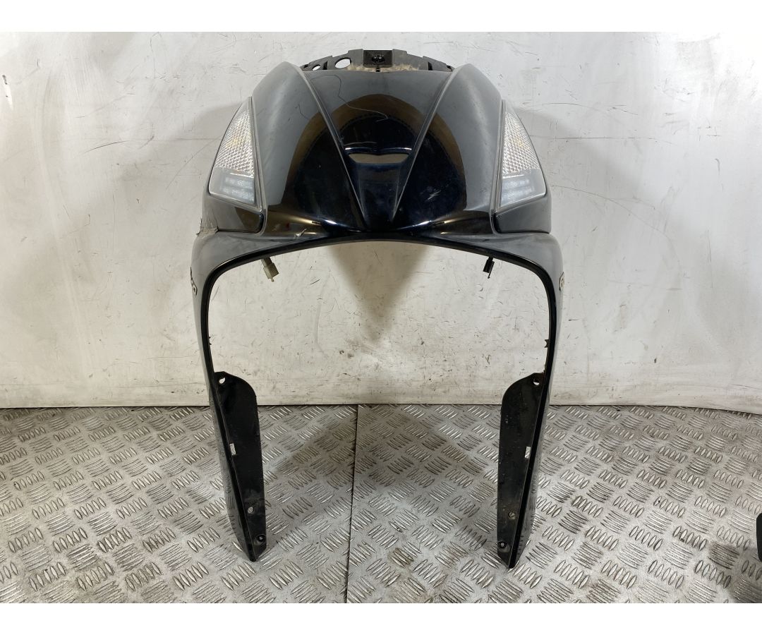 Carena Scudo Anteriore Con frecce Kymco People GT 300 Dal 2010 al 2017  1754301739808