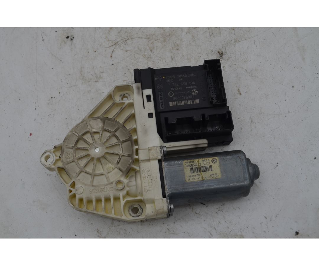 Motorino Alzacristalli Anteriore DX Volkswagen Passat Dal 2005 al 2010 Cod 1K0959792L  1756722787109