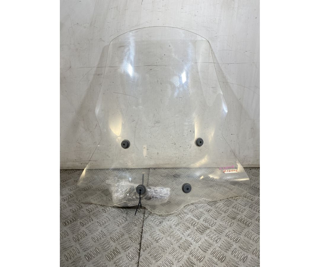 Parabrezza Yamaha Xenter 125 / 150 dal 2011 al 2018  1756825755708