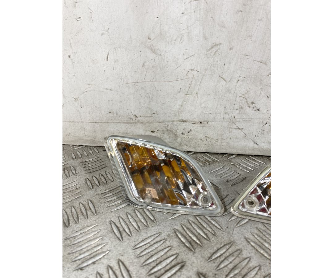 Coppia Frecce Posteriore Piaggio Vespa GT 200 L Dal 2003 al 2006  1756977884905