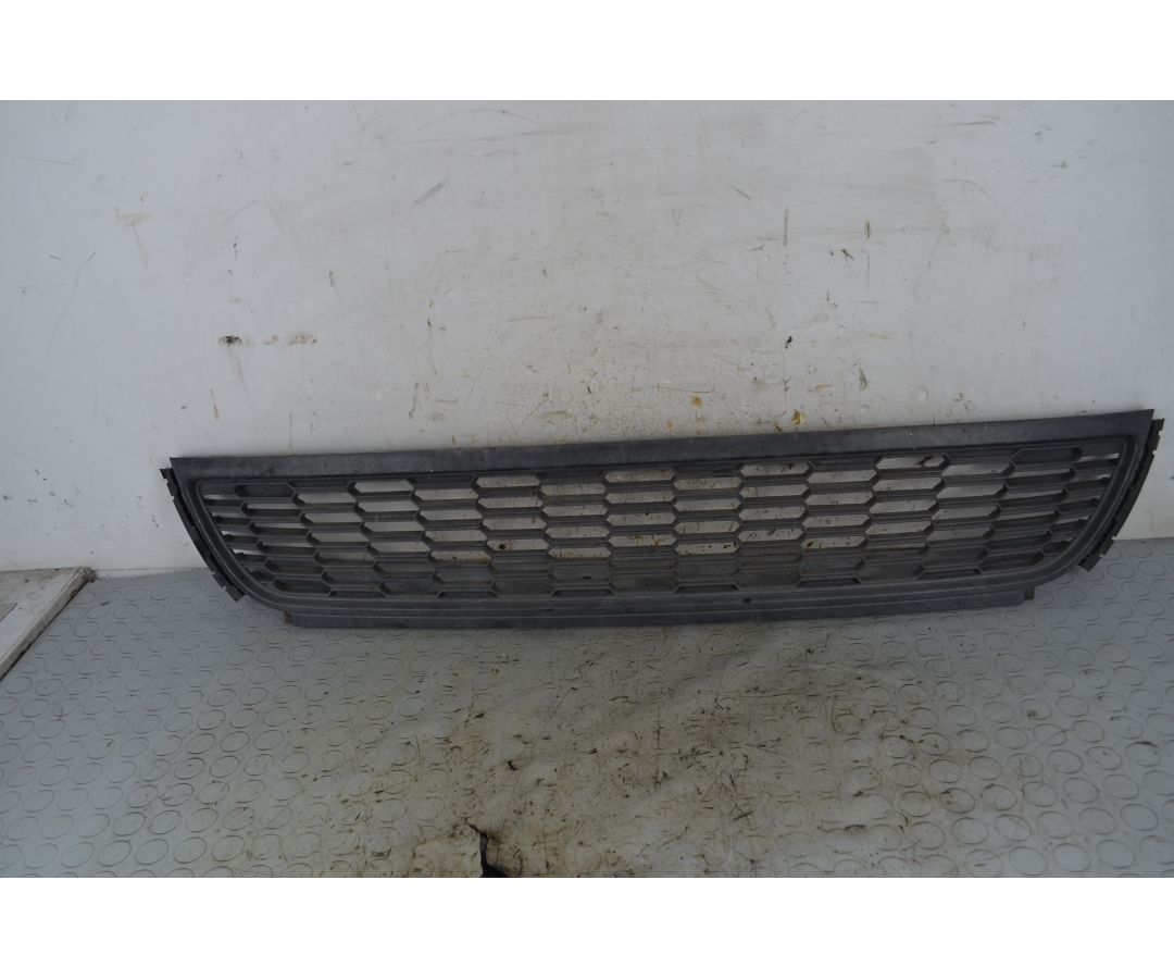Griglia Paraurti Anteriore Volkswagen Polo Dal 2009 al 2014 Cod 6R0853677A9B9  1757335466535