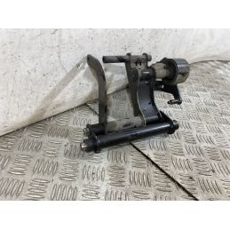 Staffa Supporto Motore Aprilia Scarabeo 250 dal 2006 al 2012  1757670718917