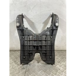 Carena Pedana Poggiapiedi Piaggio Liberty RST 50 4T dal 2004 al 2008  1757945212652