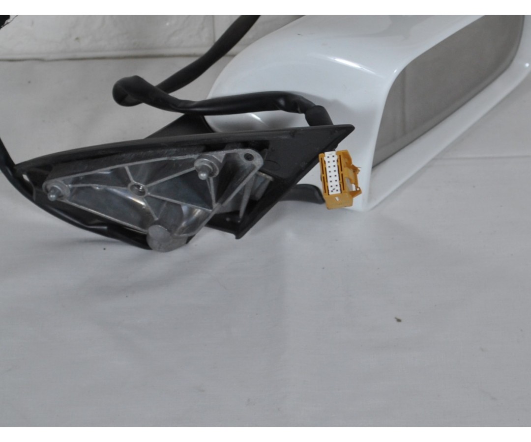 Specchietto retrovisore esterno DX Audi A4 dal 2000 al 2006 Cod.010681  1623655919146