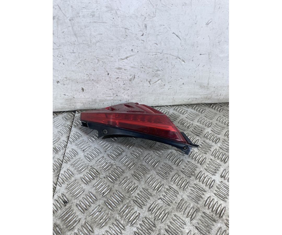 Fanale Stop Posteriore Destro DX Peugeot Metropolis 400 Dal 2013 al 2017  1758702521222