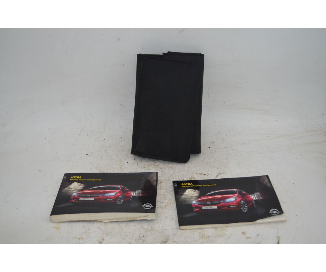 Manuale Uso e Manutenzione Opel Astra K dal 2015 al 2021  1758789841572