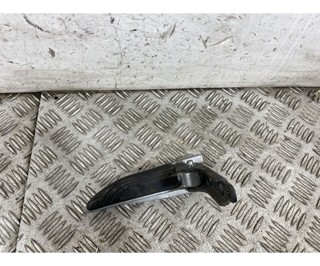 Pedana Pedalino Poggiapiedi passeggero Sinistro Sx Piaggio MP3 Yourban 300ie Dal 2011 Al 2018  1759133816321