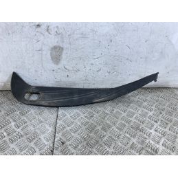 Pedana Poggiapiedi in Gomma Destra Dx Piaggio MP3 Yourban 300ie Dal 2011 al 2018  1759323730345