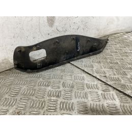 Pedana Poggiapiedi in Gomma Destra Dx Piaggio MP3 Yourban 300ie Dal 2011 al 2018  1759323730345