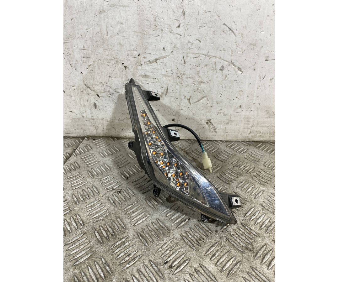 Freccia Anteriore Destra DX Kymco People S 125 Dal 2018 al 2020 COD 33400-AEB9-E01  1759740388501