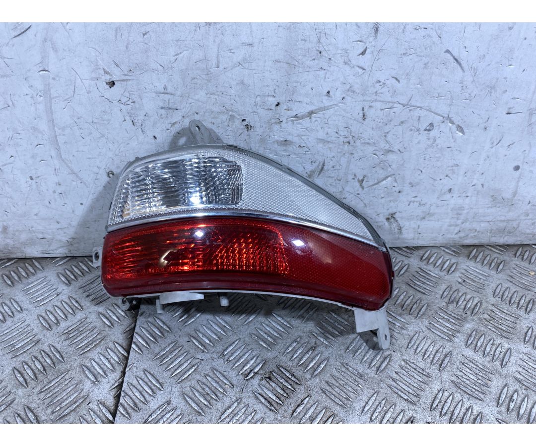 Fanale Stop Posteriore Destro Dx Suzuki Burgman 650 Executive Dal 2004 al 2006  1759762945058