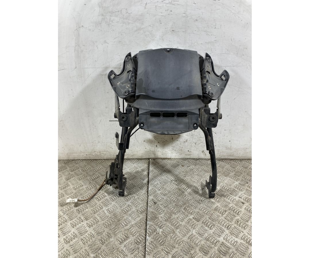 Telaietto Anteriore Supporto Cupolino Suzuki Burgman 650 Executive Dal 2004 al 2006  1759821865624