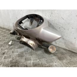 Carena Coprimanubrio portafaro Anteriore Con frecce Aprilia Scarabeo 125 / 200 ie Dal 2011 al 2016  1759910769352
