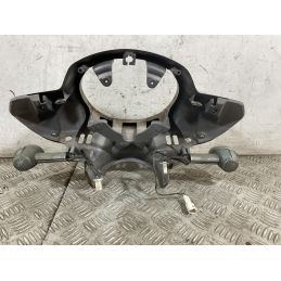 Carena Coprimanubrio portafaro Anteriore Con frecce Aprilia Scarabeo 125 / 200 ie Dal 2011 al 2016  1759910769352