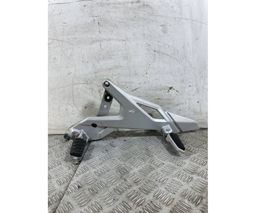 Staffa Supporto Poggiapiedi Sinistro SX CFMoto 650MT Dal 2021 Al 2024 COD 6NT1-140110-2  1760023356988