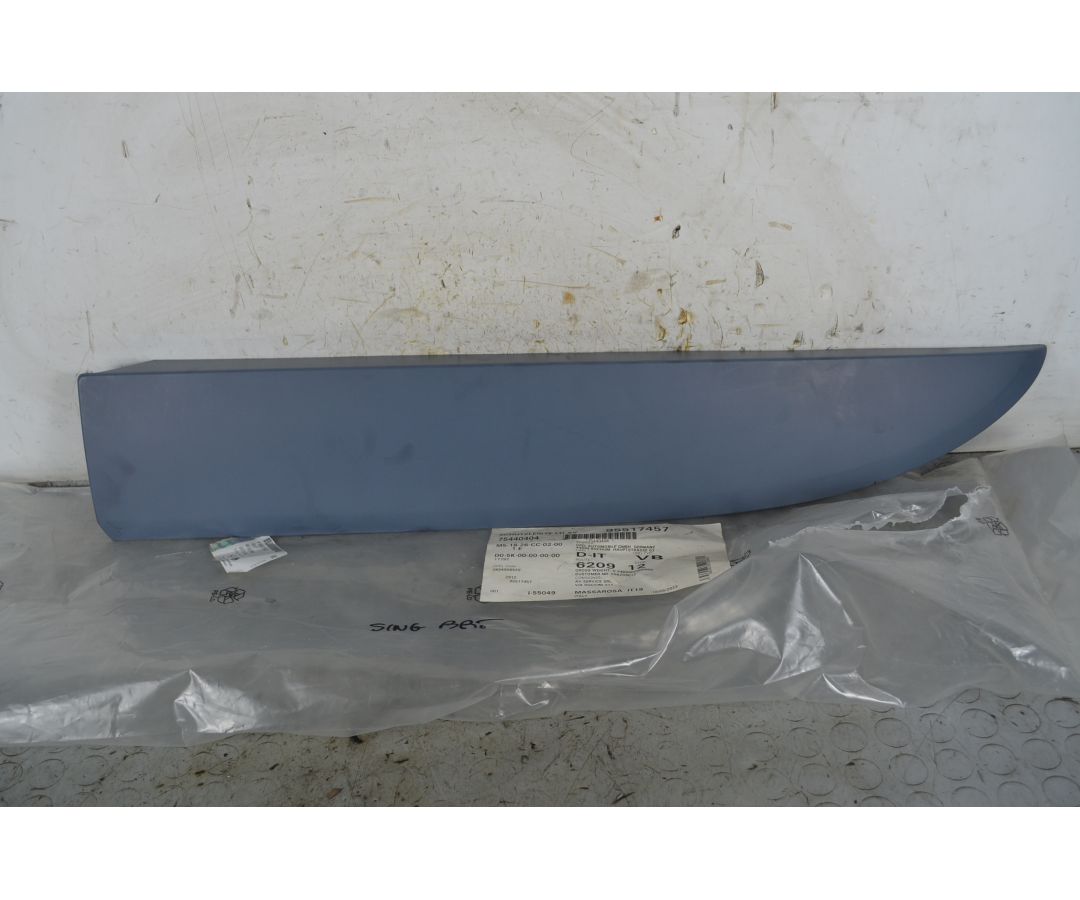 Modanatura Esterna Portiera Anteriore SX Opel Vivaro B Dal 2014 al 2019 Cod 95517457  1760079909015