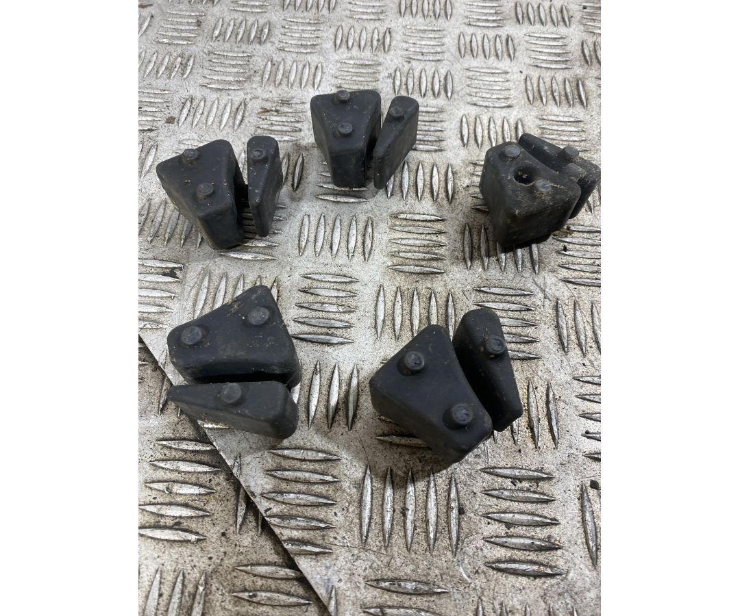 Set Parastrappi Mozzo Posteriore Honda CB 900 F Hornet Dal 2002 al 2006  1760339357747