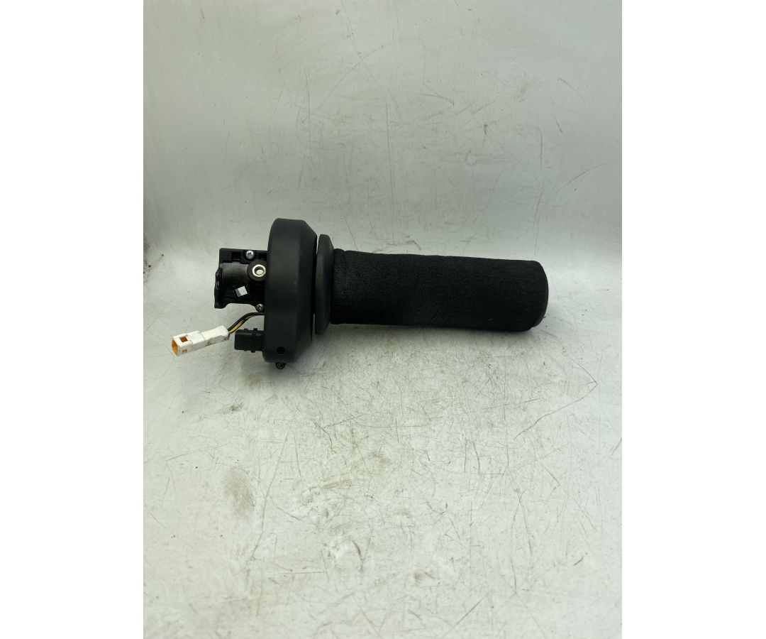 Manopola Destra DX CFMoto 800MT Dal 2023 Al 2025  1760512943699