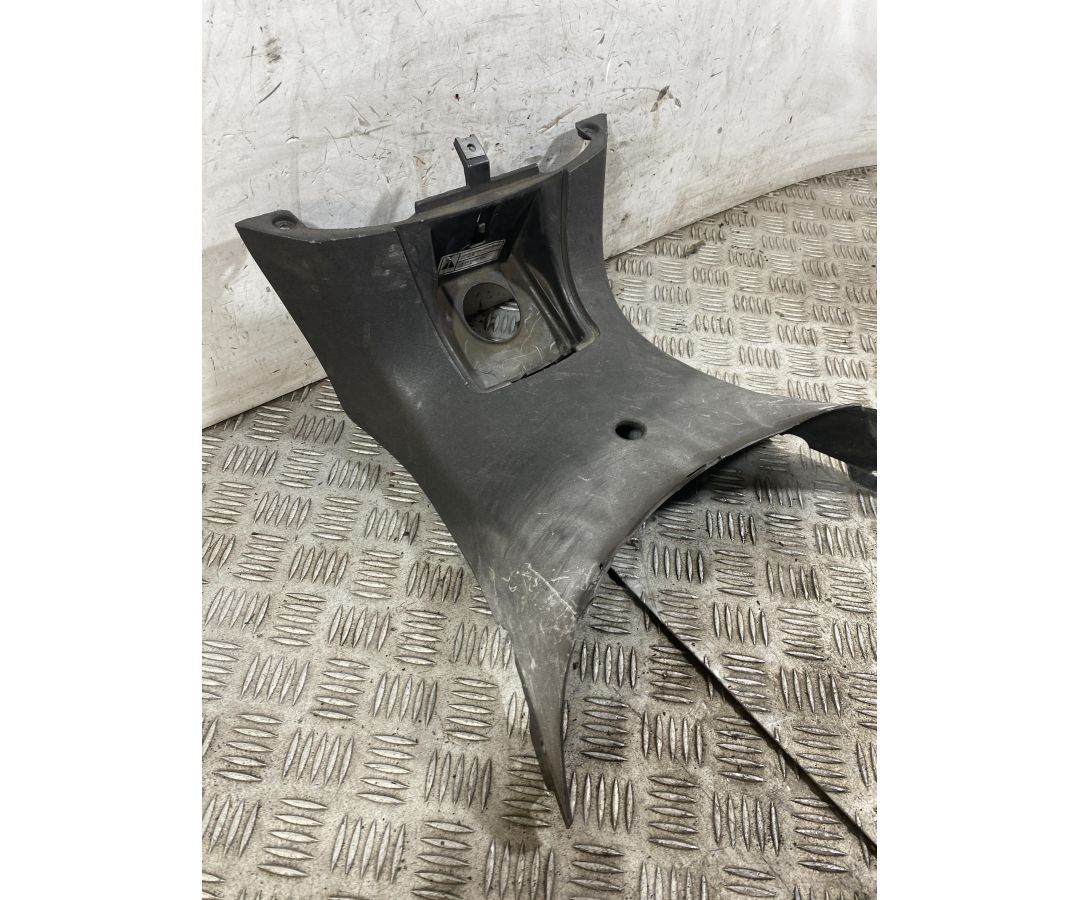 Carena Tappo Ispezione Aprilia Scarabeo 250 dal 2006 al 2012  1760611438065