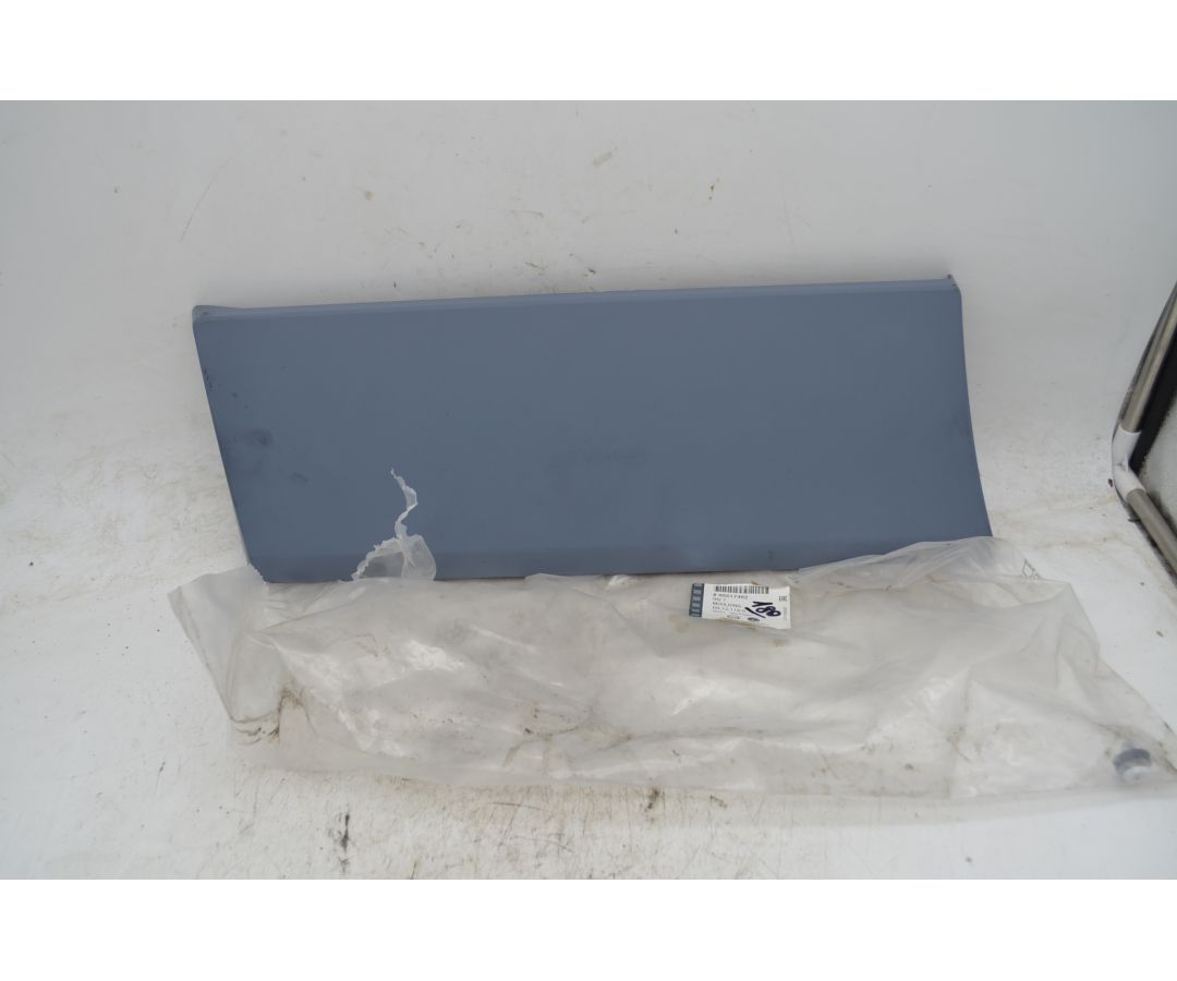 Modanatura protezione parafango DX Opel Vivaro B Dal 2014 al 2019 Cod 95517462  1760692117477