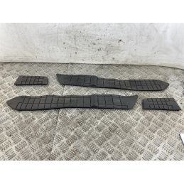 Set Tappetini Pedane In Gomma Poggiapiedi Suzuki Burgman 650 Executive Dal 2004 al 2006  1761142974343