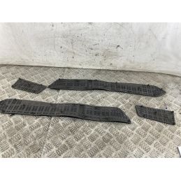 Set Tappetini Pedane In Gomma Poggiapiedi Suzuki Burgman 650 Executive Dal 2004 al 2006  1761142974343