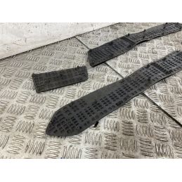 Set Tappetini Pedane In Gomma Poggiapiedi Suzuki Burgman 650 Executive Dal 2004 al 2006  1761142974343