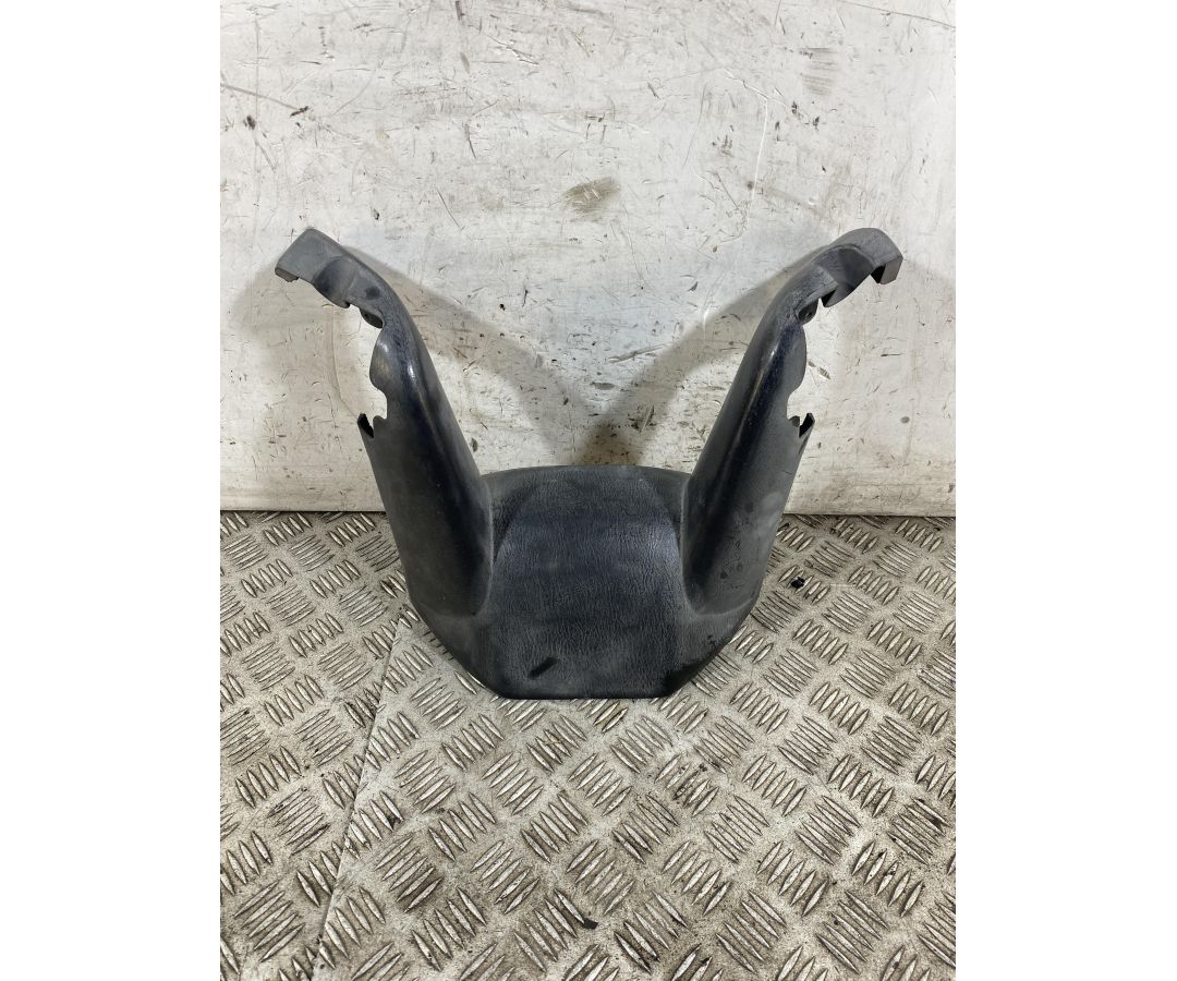 Carena Coprimanubrio posteriore Suzuki Burgman 650 Executive Dal 2004 al 2006  1761145415089