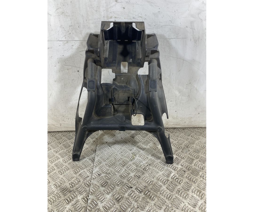 Carena Vano Portabatteria Suzuki Burgman 650 Executive Dal 2004 al 2006  1761210611668