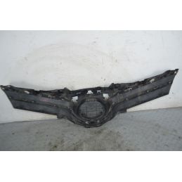 Griglia Superiore Anteriore Toyota Yaris Dal 2014 al 2018 Cod 53101-0D680  1761658046237