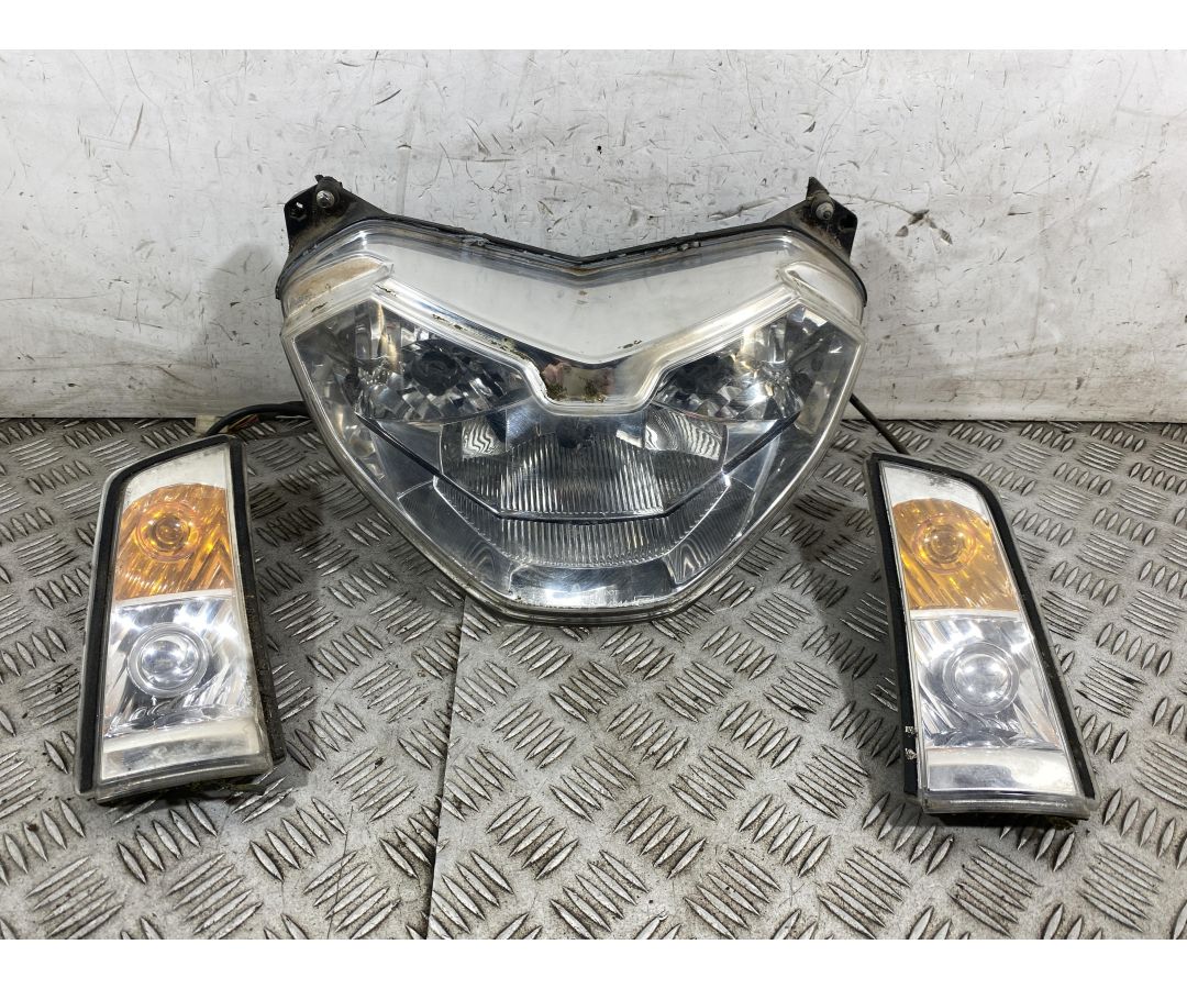 Faro Anteriore Con Frecce Aprilia Atlantic 500 Dal 2001 al 2004  1761730860621