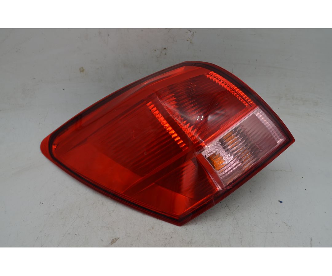 Fanale Stop Posteriore SX Esterno Nissan Qashqai J10 Dal 2006 al 2010 Cod 26555EY00A  1761830036544